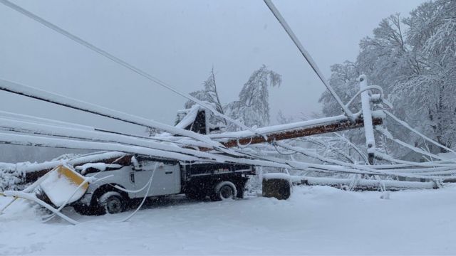 NH and Maine Residents Struggle as Hundreds of Thousands Remain Without Power (3)