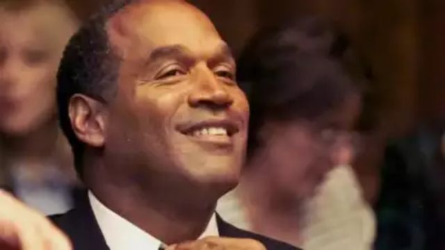 O.J. Simpson, Football Legend, Dies at 76 After Cancer Struggle (1)