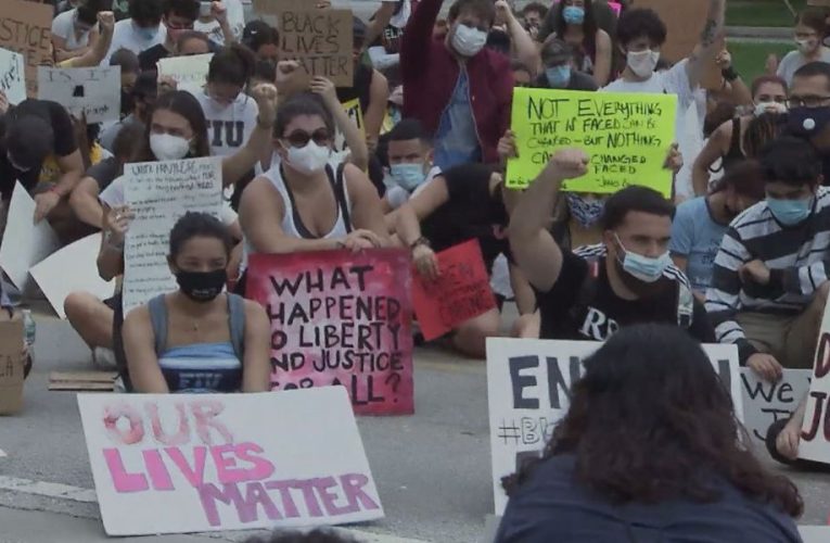 Protesters Demand Justice Outside Miami-Dade State Attorney’s Office, What Is Planning Next!