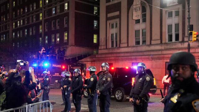 BREAKING! Columbia University Incident, Police Move In, Arrest Protesters On Campus (1)