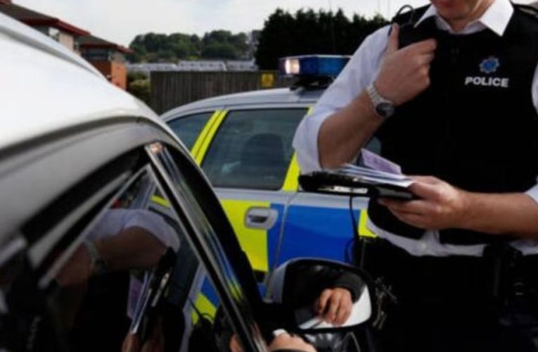 Highway Scare! Fraudulent Policeman “Waving a Warrant Card” Told Woman to Pull Over on M1