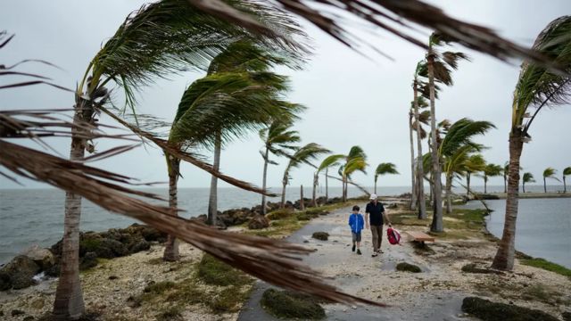 Know To See 'UNIQUE' - Can Researchers Predict Who Will Be Hit in the Next Hurricane Season (2)