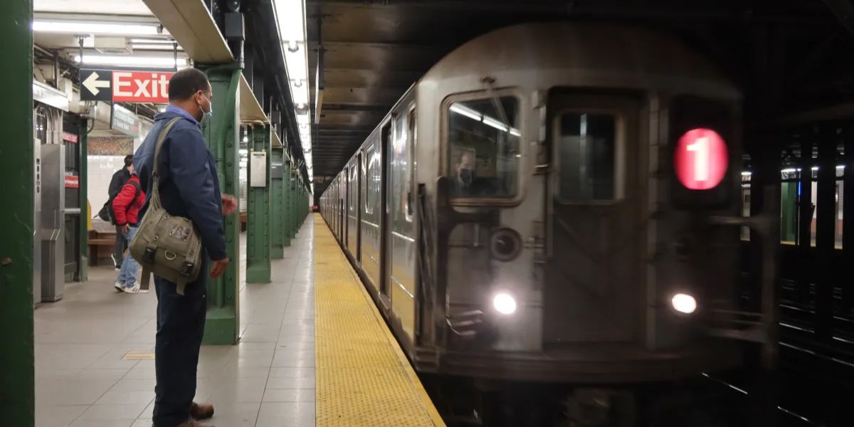 Man Throws Flaming Liquid on NYC Subway Passenger, Police Report
