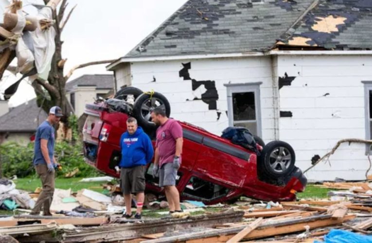 Recovery Efforts Begin After Deadly TORNADO Strikes Greenfield, Iowa!