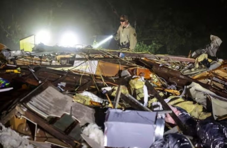 STORM ALERT! 4 Dead as Violent Storms Wreak Havoc in Houston; Power Outages Affect Nearly 1 Million in Texas