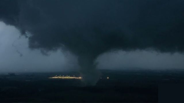 Severe Weather Alert Tornado Watch for Hampton Roads and North Carolina (1)