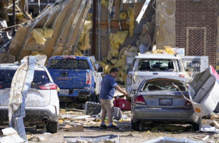 Severe Weather Strikes Southern U.S.: 18 Fatalities and Massive Power Outages