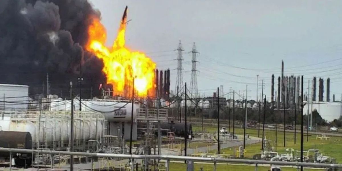 Texas Petrochemical Company Penalized $30 Million for Violating Clean Air Act in Wake of 2019 Explosion, Forcing Evacuation