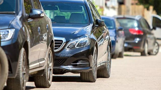 Arizona Parking Laws Is It Legal to Park in Front of a Neighbor's House