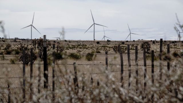 'BIG' Transformation! Arizona's Renewable Energy Advances with $10 Billion Federal Boost, Generating 11,000 Jobs (1)