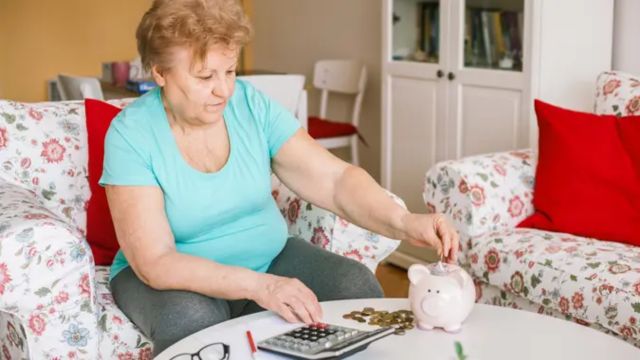 Living Well on Less 5 Ways Phoenix Retirement Stays Under $50,000 a Year (1)
