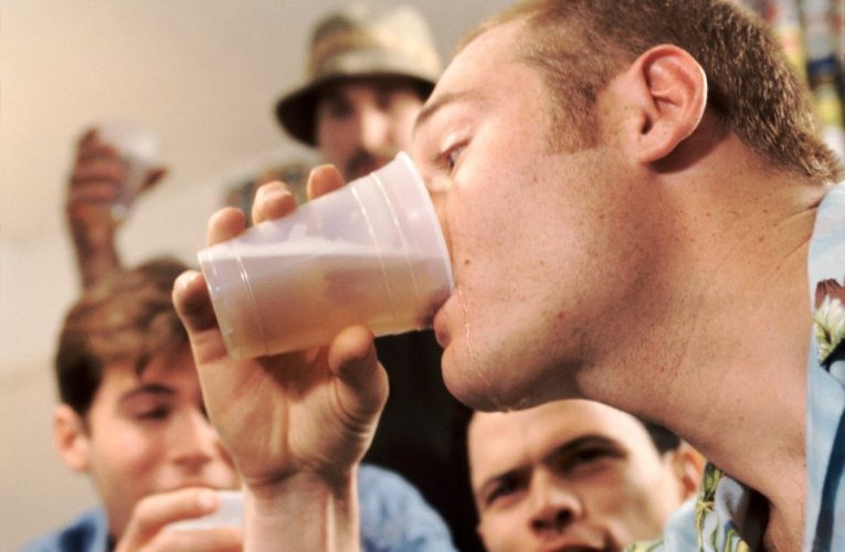 The 5 different types of alcoholics from functional to binge drinkers – are you secretly one?