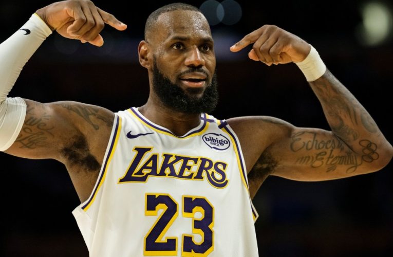 LeBron James splashes $400k on wine and gifts for LA Lakers teammates and promises another prize if they win NBA title