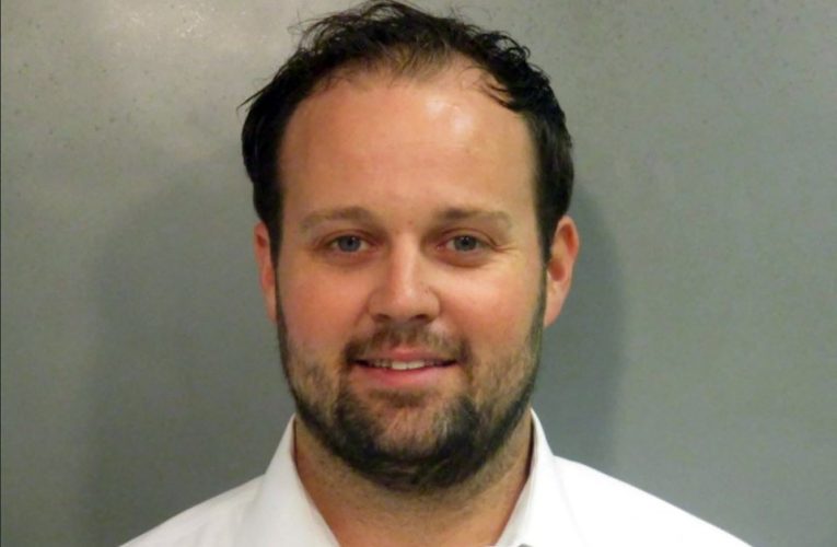 Josh Duggar to celebrate Thanksgiving with racquetball, Monopoly and roast turkey feast inside Texas prison