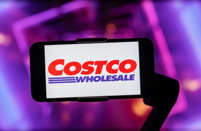 Costco website goes down as Black Friday chaos erupts on ‘busiest shopping day’ of the year and shoppers plead for fix