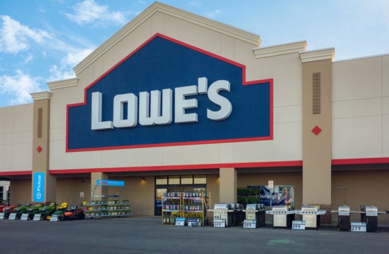 Lowe’s apologizes to first-time shopper after employee said ‘awful experience’ was their policy – now he’ll never return