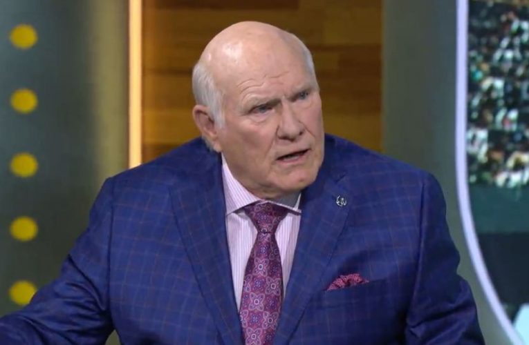 Terry Bradshaw forced to apologize to Rob Gronkowski live on Fox NFL Sunday after Michael Strahan interjection