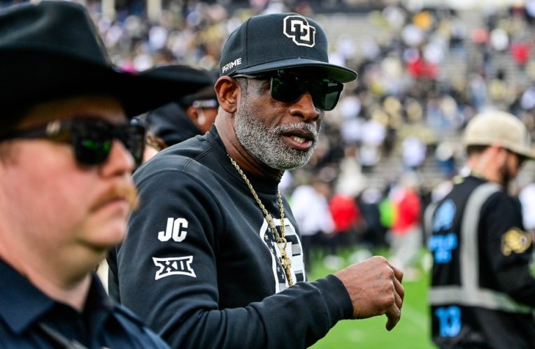 Deion Sanders sends clear message to Heisman voters about Travis Hunter after another dominant Colorado performance