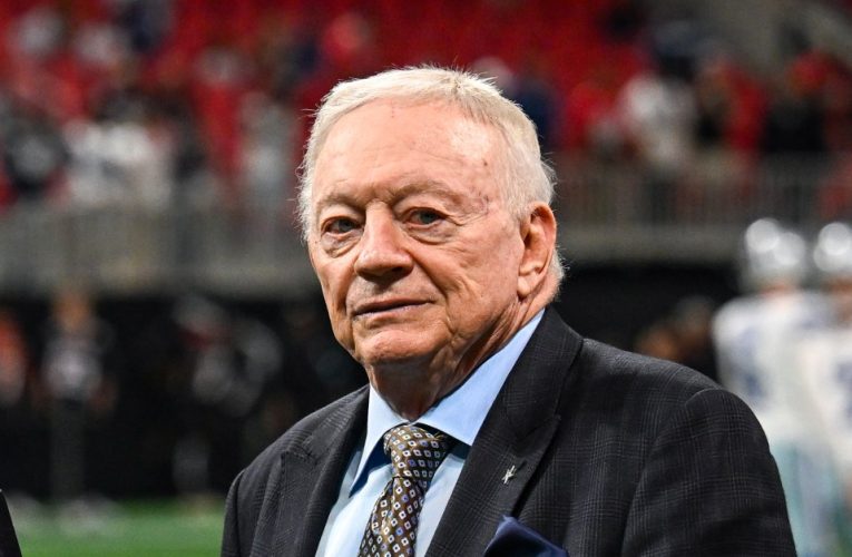 Jerry Jones drops major hint over hiring Dallas Cowboys legend as new head coach as Mike McCarthy comes under fire