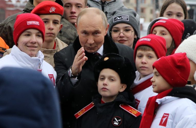 UK sanctions Putin’s evil child-snatchers deporting & brainwashing thousands of Ukrainian kids on 1,000th day of war