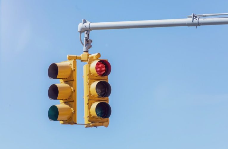 Traffic lights could get major facelift with fourth ‘white’ color – but drivers slam move as ‘confused’