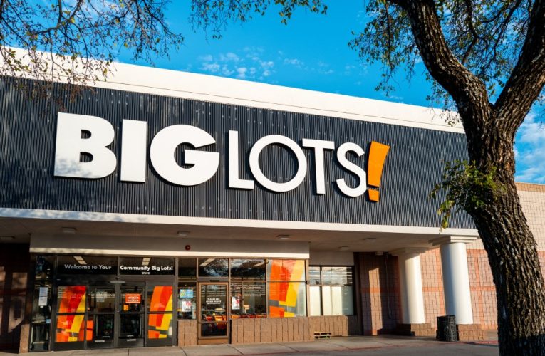 Big Lots confirms all 1,075 stores will close for entire day forcing shoppers to search elsewhere for last minute items