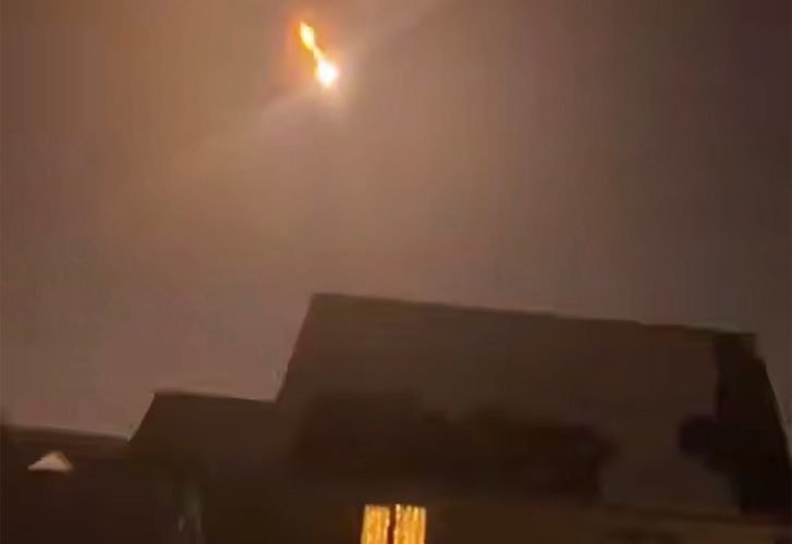 Watch dramatic moment giant 3,500mph METEOR explodes in blazing white hot fireball over Siberia turning night into day